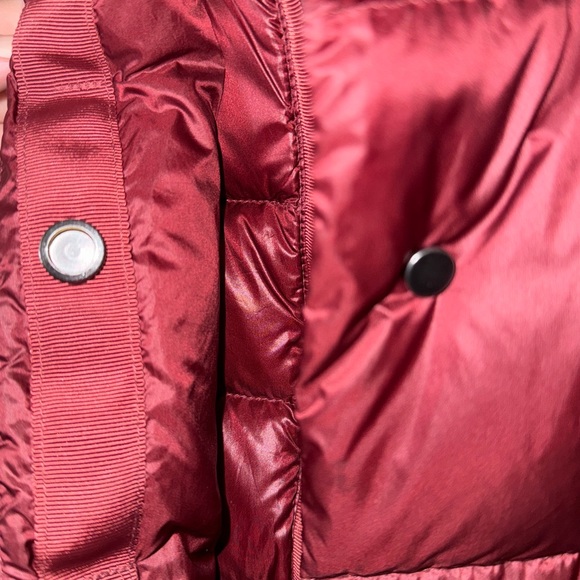 Athleta Lofty Down Coat Jacket Hooded Maroon Burgundy Puffy Jacket Size Small - Picture 8 of 15